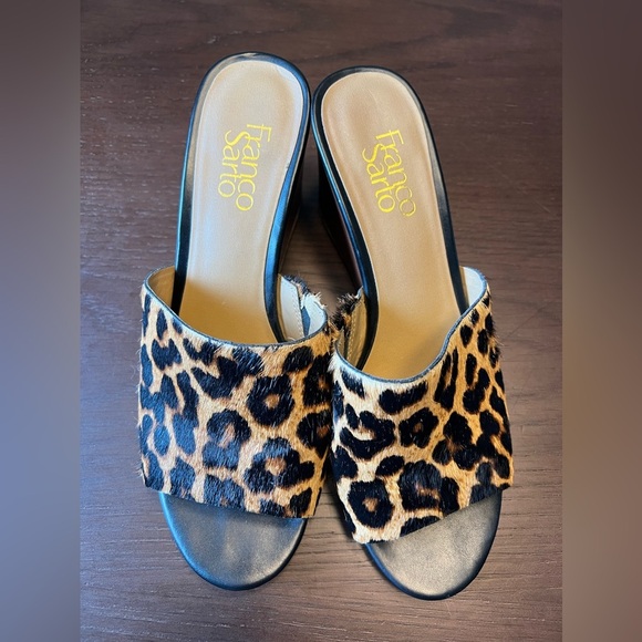 Franco Sarto women’s McKenna-style calf hair cheetah wedge sandal. 8.5. 3” heel. - Picture 2 of 9